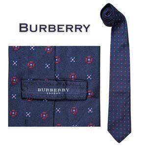 Burberry Silk Tie Navy Blue Red Foulard Print Vintage Y2K Luxury Classic Preppy